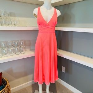 Laundry by Shelli Segal neon coral pleated midi dress